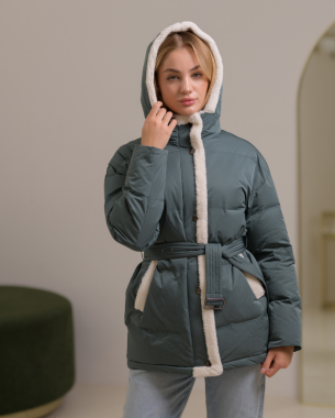 Пуховик нейлон зелений