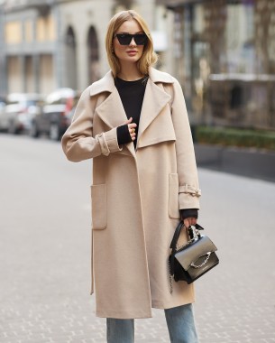 Пальто жіноче з блискавкою ззаду (бежеве)