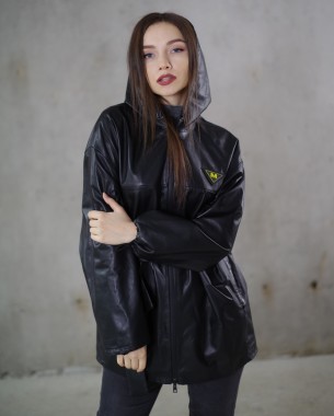 Куртка жіноча весна-осінь шкіряна (чорна)